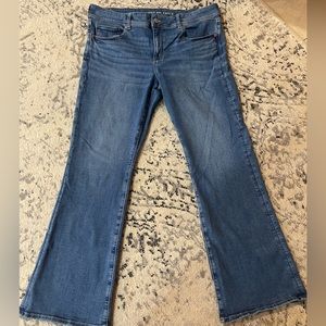 Woman’s American eagle jeans